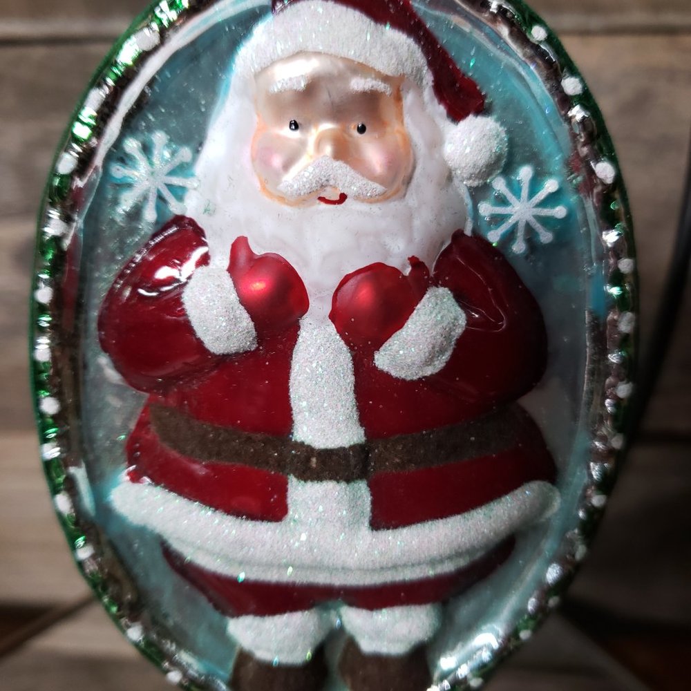 Sullivan's Handcrafted Glass Santa Ornament.  NWT Victorian - Retro - Glass